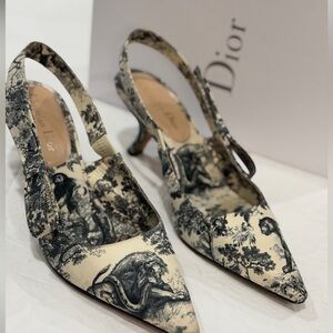 Dior Women's Cream and Black Toile Slingback Heels